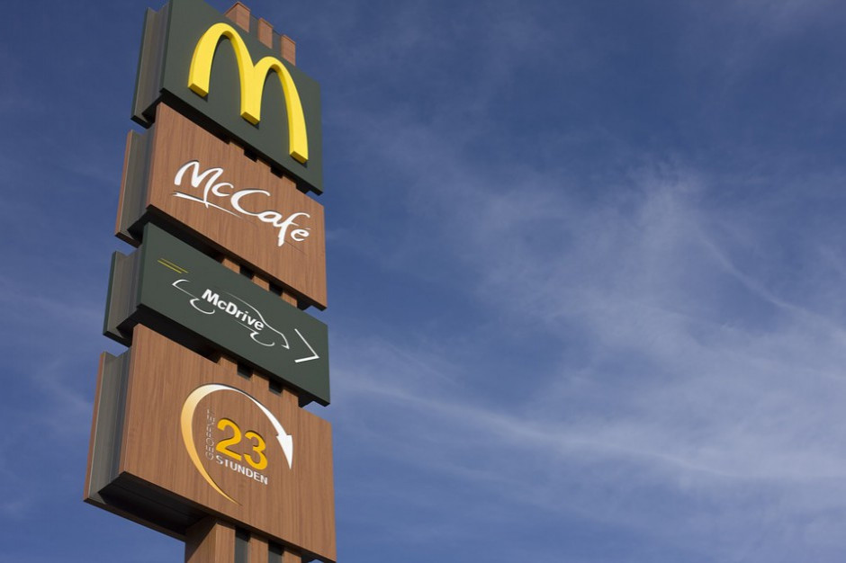 McDonald’s Polska został jednym z sygnatariuszy Kodeksu Dobrych Praktyk dla rynku franczyzy, fot. Shutterstock McDonald’s zawiera umowy franczyzowe na 20 lat. Sieć podpisała Kodeks Dobrych Praktyk