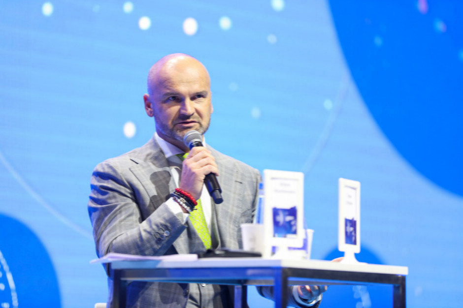 fot. Rafał Brzoska na EEC 2021 InPost w Polsce dostarczył o 20 proc. więcej rdr.