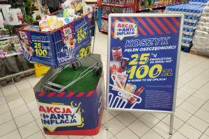 Carrefour z akcją antyinflacją i koszykiem 25 produktów w cenie poniżej 100 zł