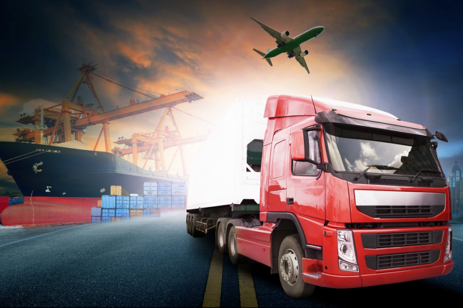W pesymistycznym scenariuszu dla branży transportowej w Europie może brakować nawet 2 mln kierowców zawodowych (fot. Shutterstock) Dynamika handlu towarowego spadnie. Ucierpi transport