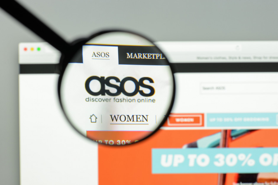 ASOS oczekuje ożywienia w sprzedaży internetowej