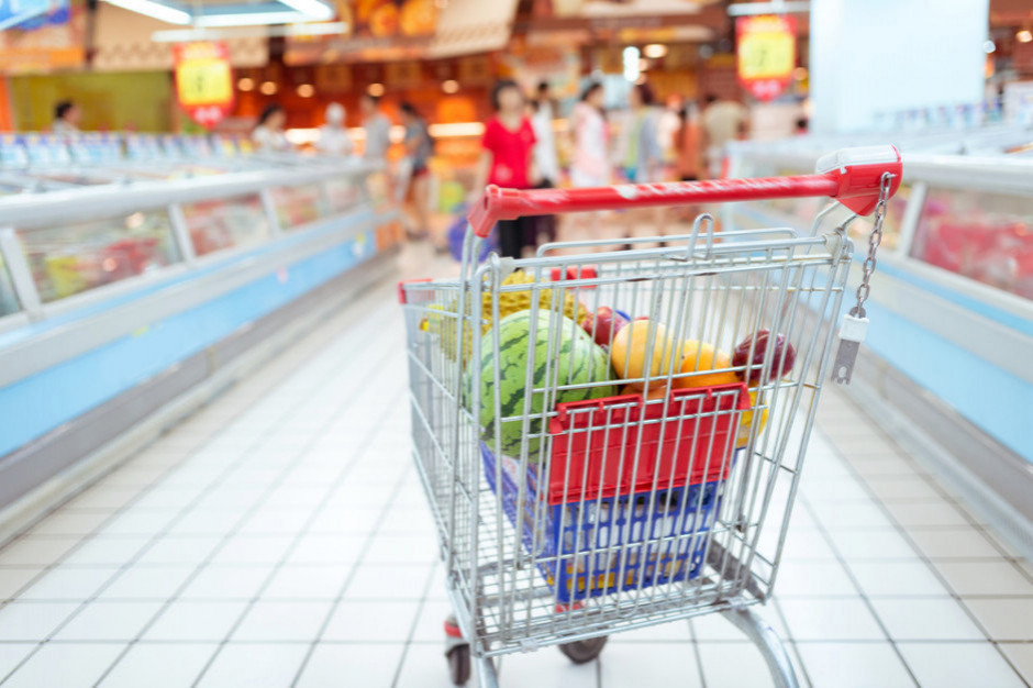 W supermarketach zakupy droższe o ponad 20 proc. rdr. Wcześniej drożały tłuszcze, teraz jaja