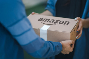 Amazon jest nieterminowy? Może zapłacić w Polsce gigantyczną karę