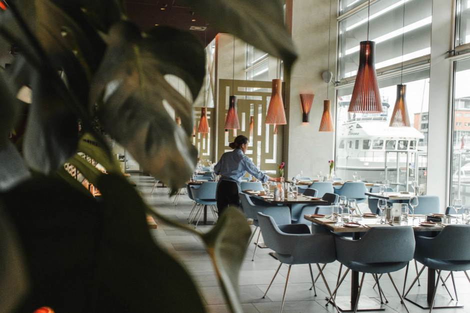 Gastronomia odczuwa odpływ klientów, fot. unsplash Restauracje i firmy cateringowe toną w długach