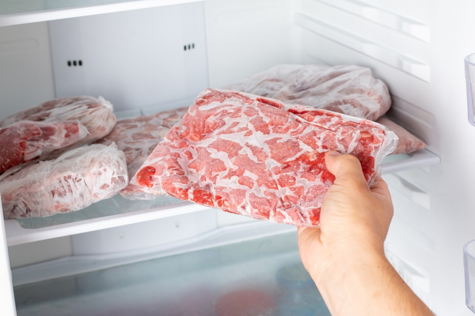 Jak prawidłowo rozmrozić mięso? Aldi dzieli się radami