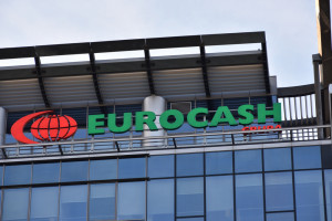 Noble Securities podwyższył rekomendację Eurocashu do "kupuj"