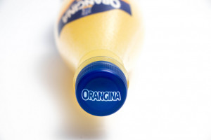Lidl musi wycofać partię napojów pomarańczowych