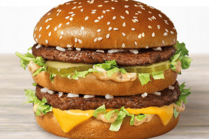McDonald's ulepsza swoje hamburgery. Menu wraca do korzeni