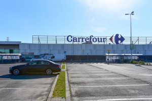 Topnieje liczba sklepów Carrefour w Polsce