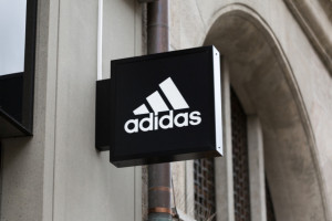 Mocny zarzut inwestorów pod adresem Adidasa