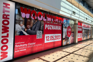 Niemiecka sieć otwiera sklep w Poznaniu i sypie hitami na otwarcie