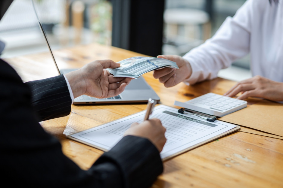(fot. Shutterstock) Nowy limit płacenia gotówką - konsumenci bez możliwości wyboru