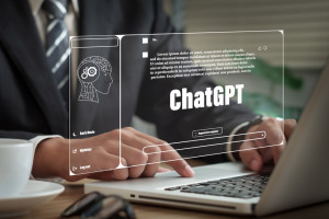 ChatGPT napędza inwestycje w AI w firmach, fot. shutterstock