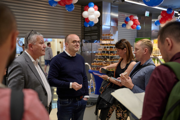 Marek Lipka na otwarciu Carrefour w Placu Unii w Warszawie