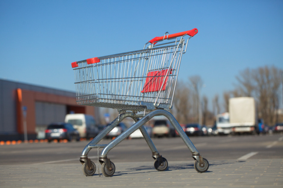 Ile sklepów jest w Polsce? Supermarkety, hipermarkety i małe sklepiki