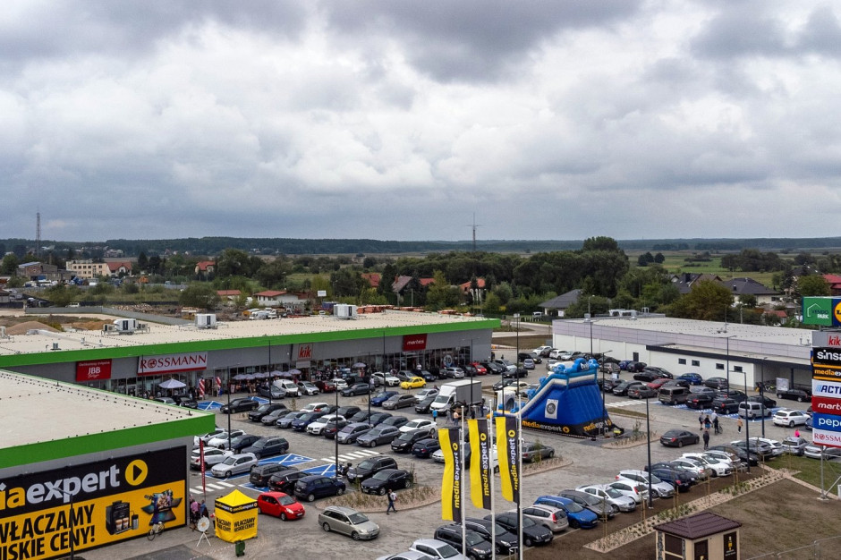 Park handlowy w Łapach już otwarty. Działa też Lidl
