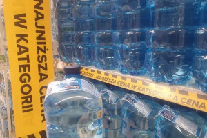 Mniej plastiku w butelkach marki własnej Carrefour