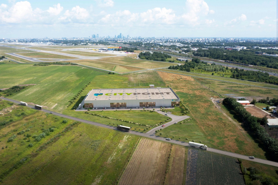 Planowana jest realizacja projektu City Point Okęcie (fot. mat. pras.) Partners Group i Peakside zakupiły 5 ha gruntu w Warszawie. Będą nowe magazyny