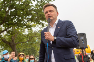 Podatkowe obietnice wyborcze Hołowni pod lupą ekspertów
