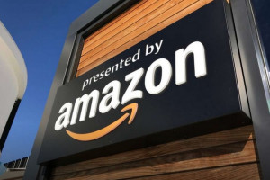 fot. Amazon pozwany za wprowadzanie wysokich cen, shutterstock
