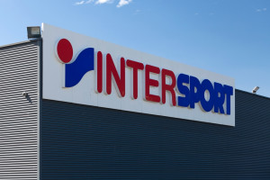 Słabe wyniki sieci Intersport; fot. shutterstock