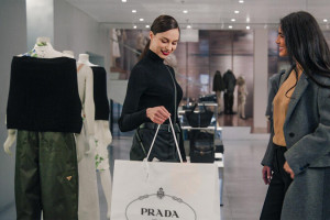 Adyen łączy siły z Prada Group, aby dostarczać klientom luksusowe usługi płatnicze