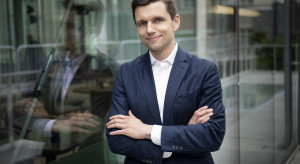 Co nas powstrzymuje przed korzystaniem z AI? Ekspert komentuje