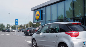 Dyskonty wchodzą do parków handlowych. Pierwsze duże otwarcia już w 2026 roku