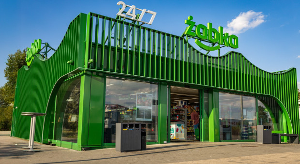 Grupa Żabka: sprzedaż 31,1 mld zł i 1 394 nowe sklepy w 2025 roku