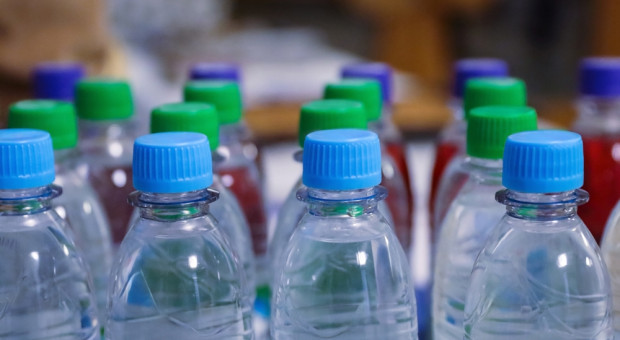 Jak działa system kaucyjny: frustracja w trakcie rozruchu WIDEO