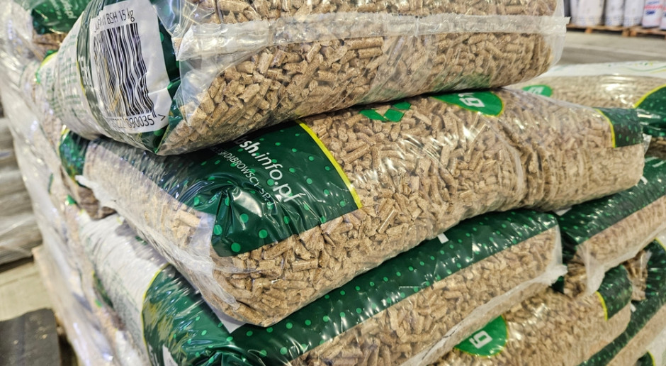 Ministerstwo o problemach z pelletem . Łańcuch dostaw działa