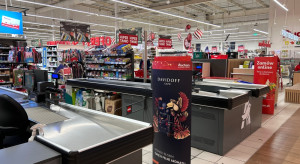 Te sklepy Real miały nie trafić do Auchan. Teraz zyskały ich logo. UOKiK analizuje sprawę