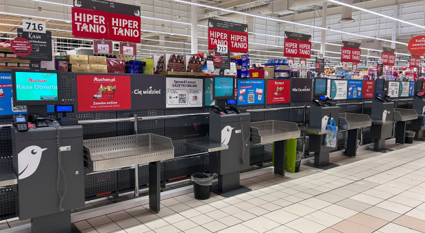 50 zł brutto podwyżki. Pracownicy Auchan mówią o frustracji