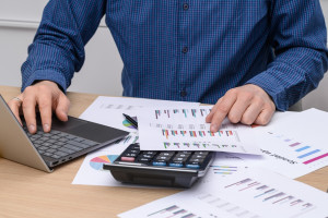KSeF rośnie: prawie 290 mln e-faktur i ponad 2 mln wystawców