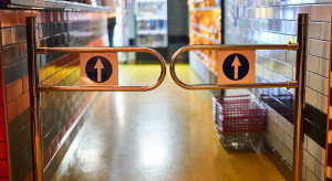 Zamykają kolejne Delikatesy Centrum. Pracownicy dowiadywali się w ostatniej chwili