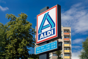 Przed 15 sierpnia grillowy koszyk i dłuższe godziny otwarcia w Aldi
