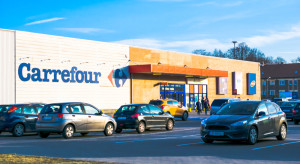 210 etatów w Carrefourze i 250 w Makro. Sieci ograniczają zatrudnienie